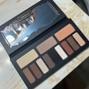 Kat Von D palette
